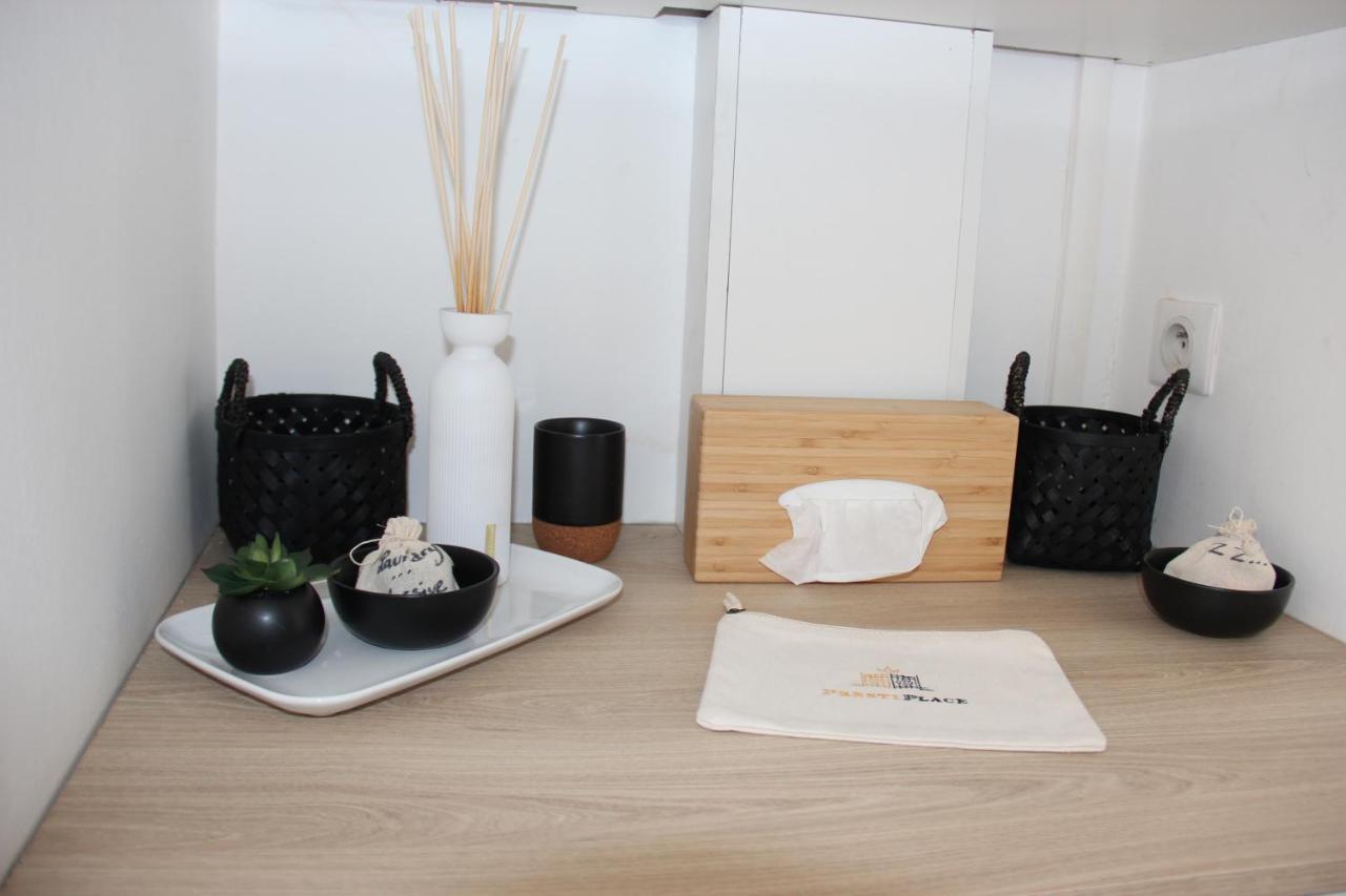 La Petite Plume - Prestiplace Collection トゥール エクステリア 写真